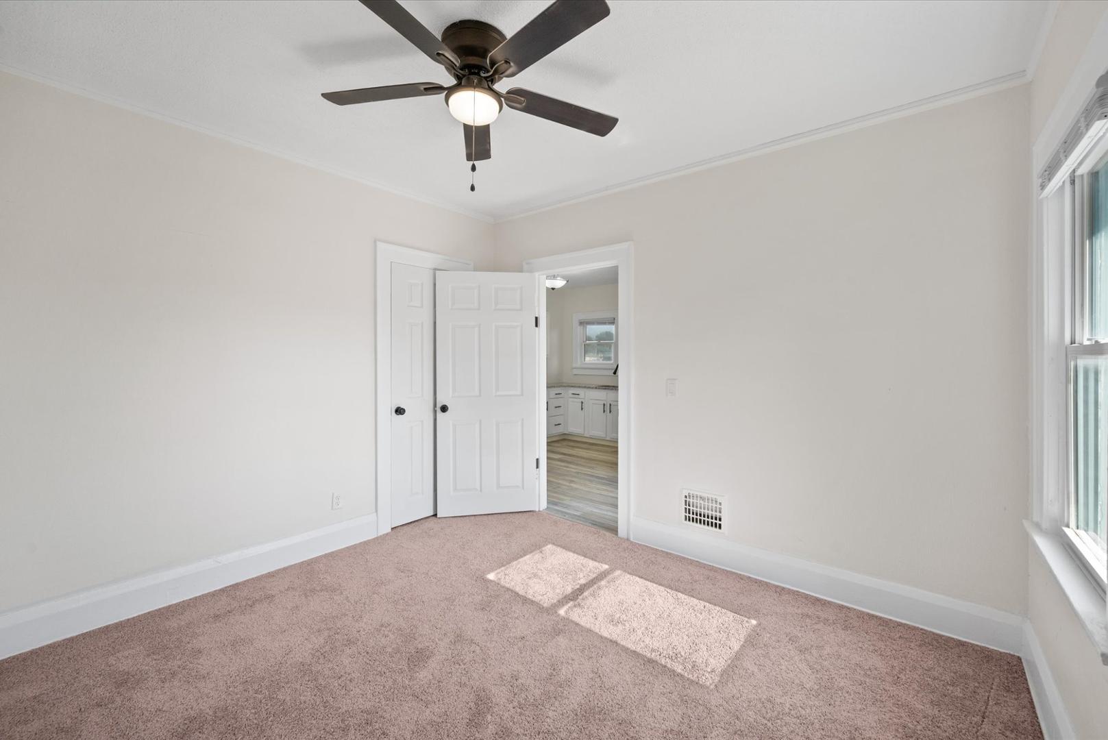 316 Morrison Drive, Upper