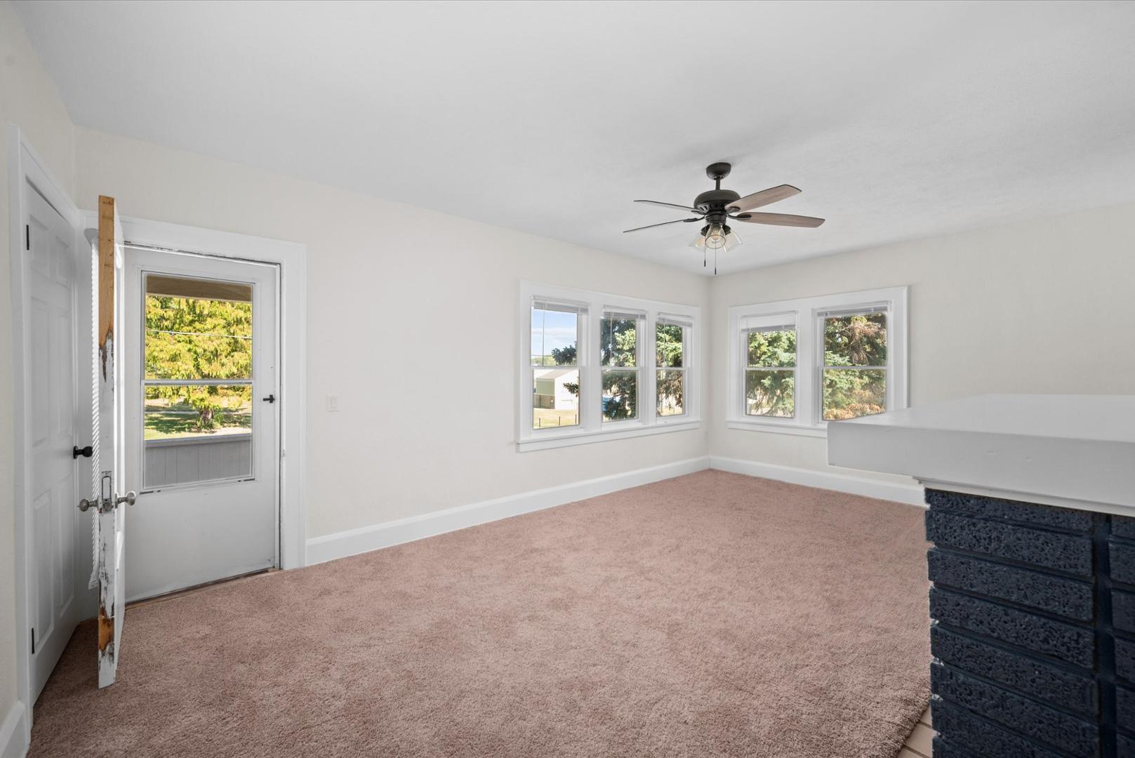 316 Morrison Drive, Upper