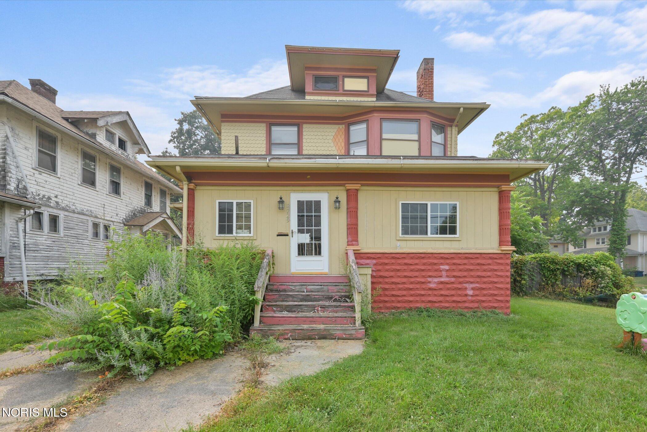 2729 Fulton Street