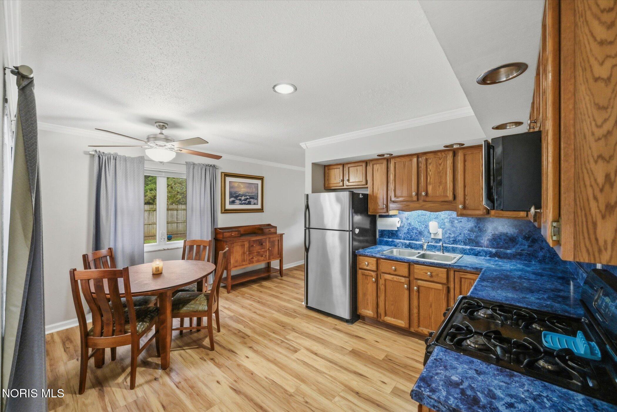 3459 Forest Grove Drive
