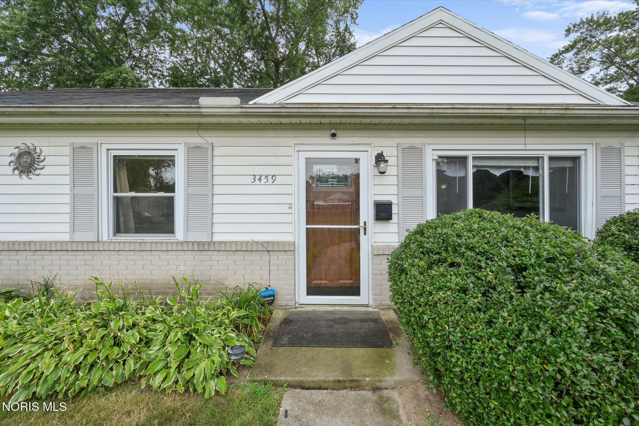 3459 Forest Grove Drive