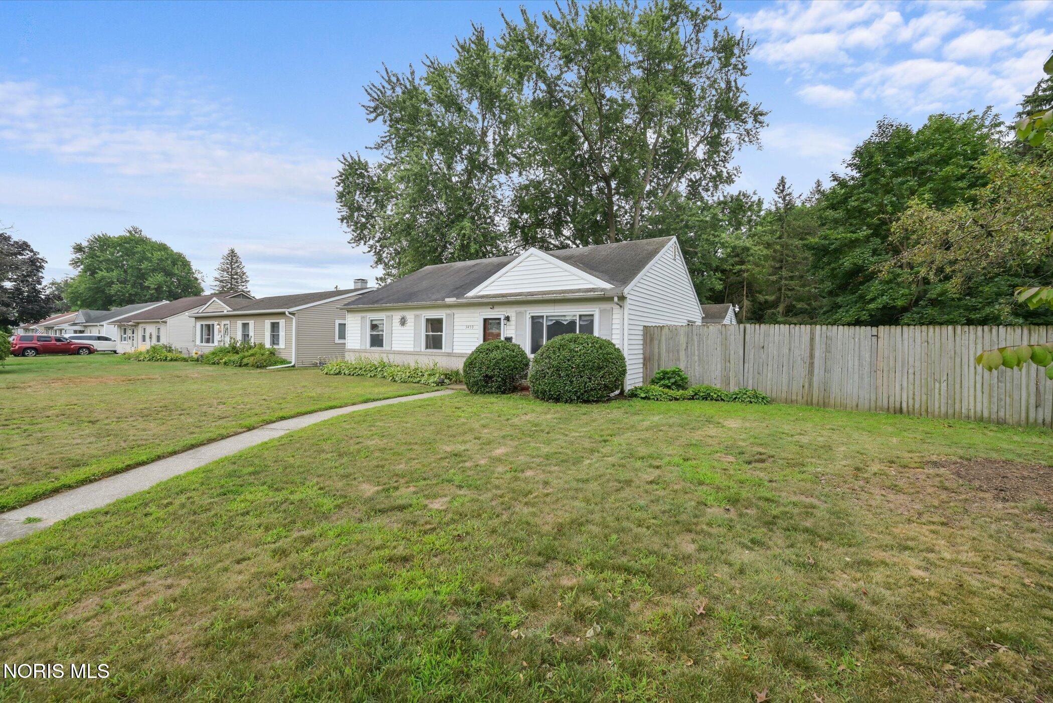 3459 Forest Grove Drive