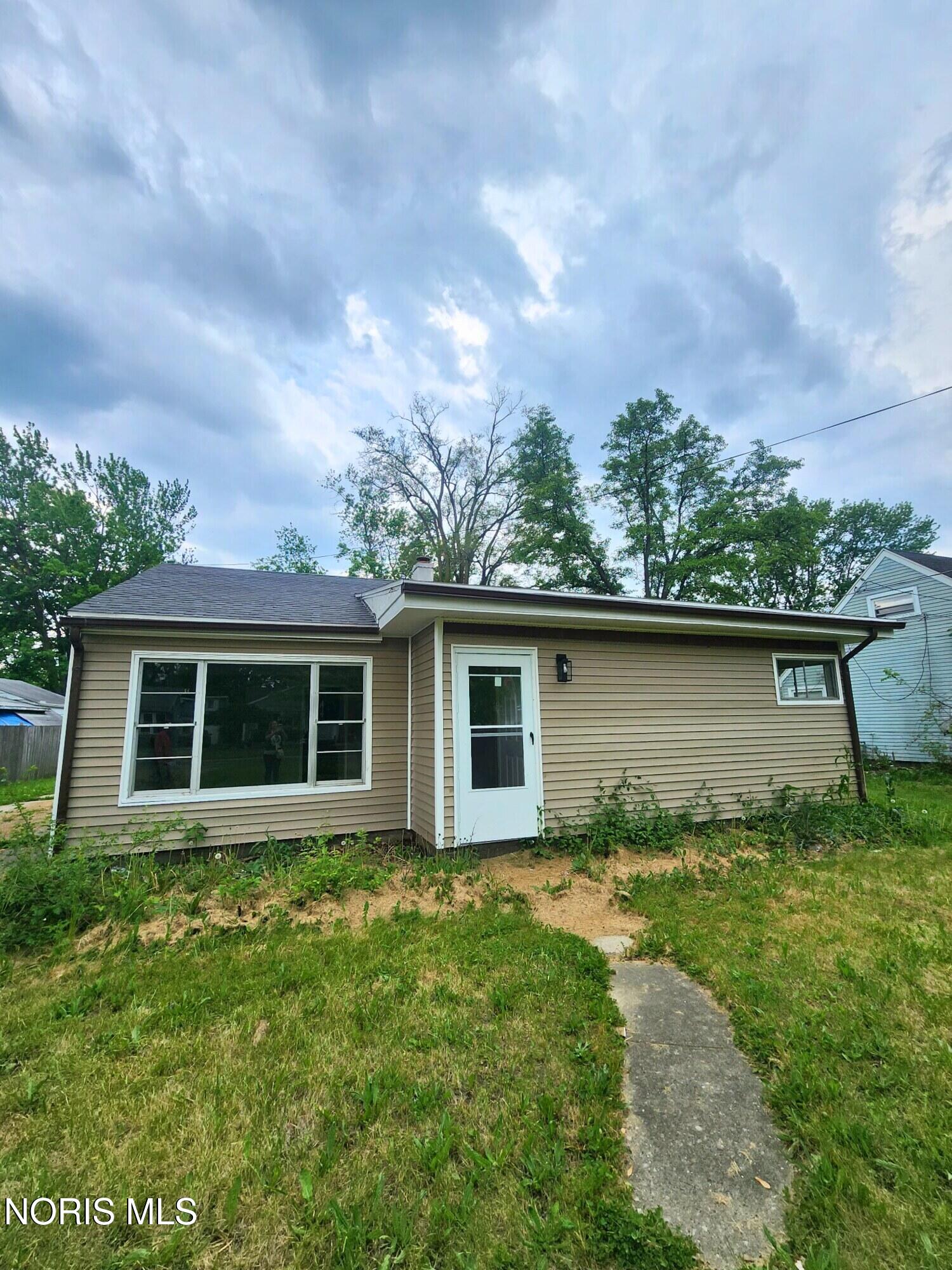5513 Fleet Road
