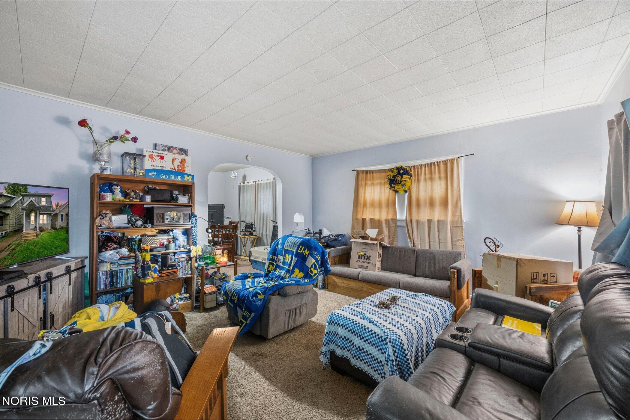1744 Duncan Road