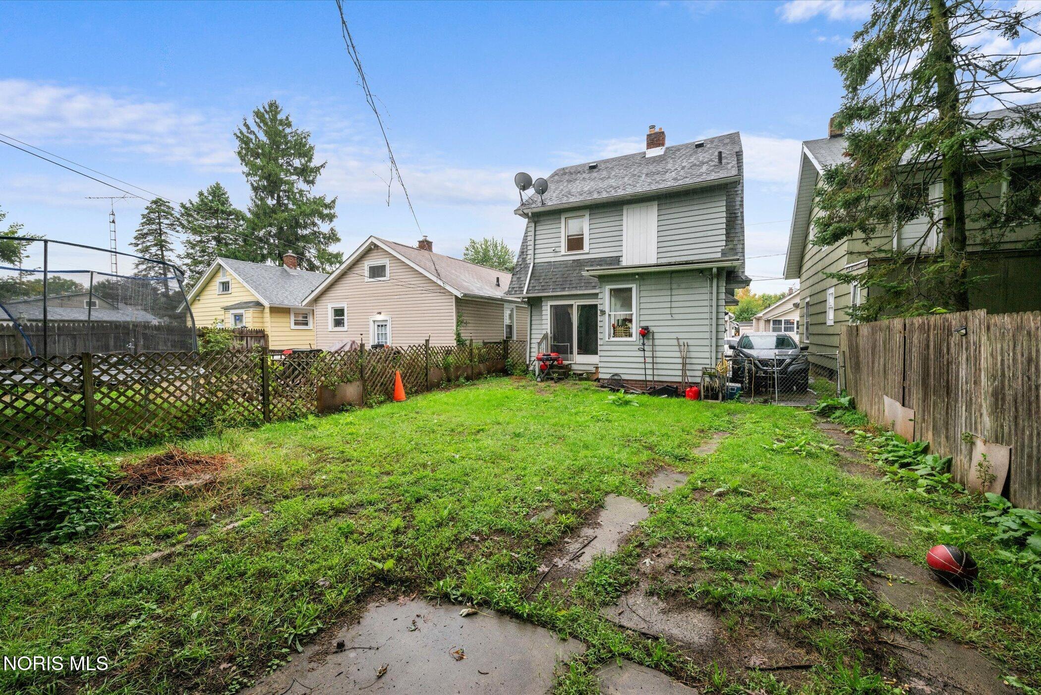 1744 Duncan Road