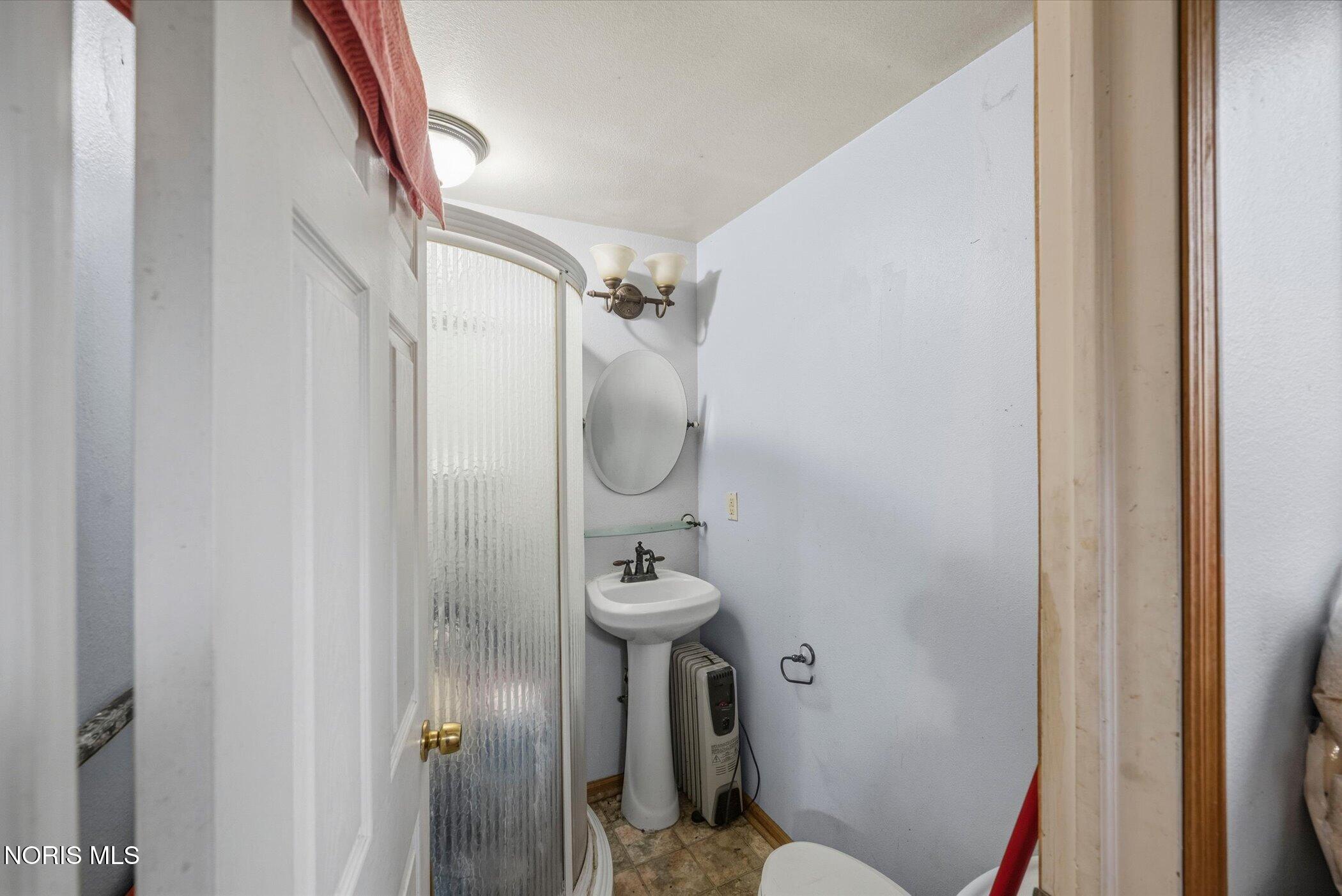 1744 Duncan Road