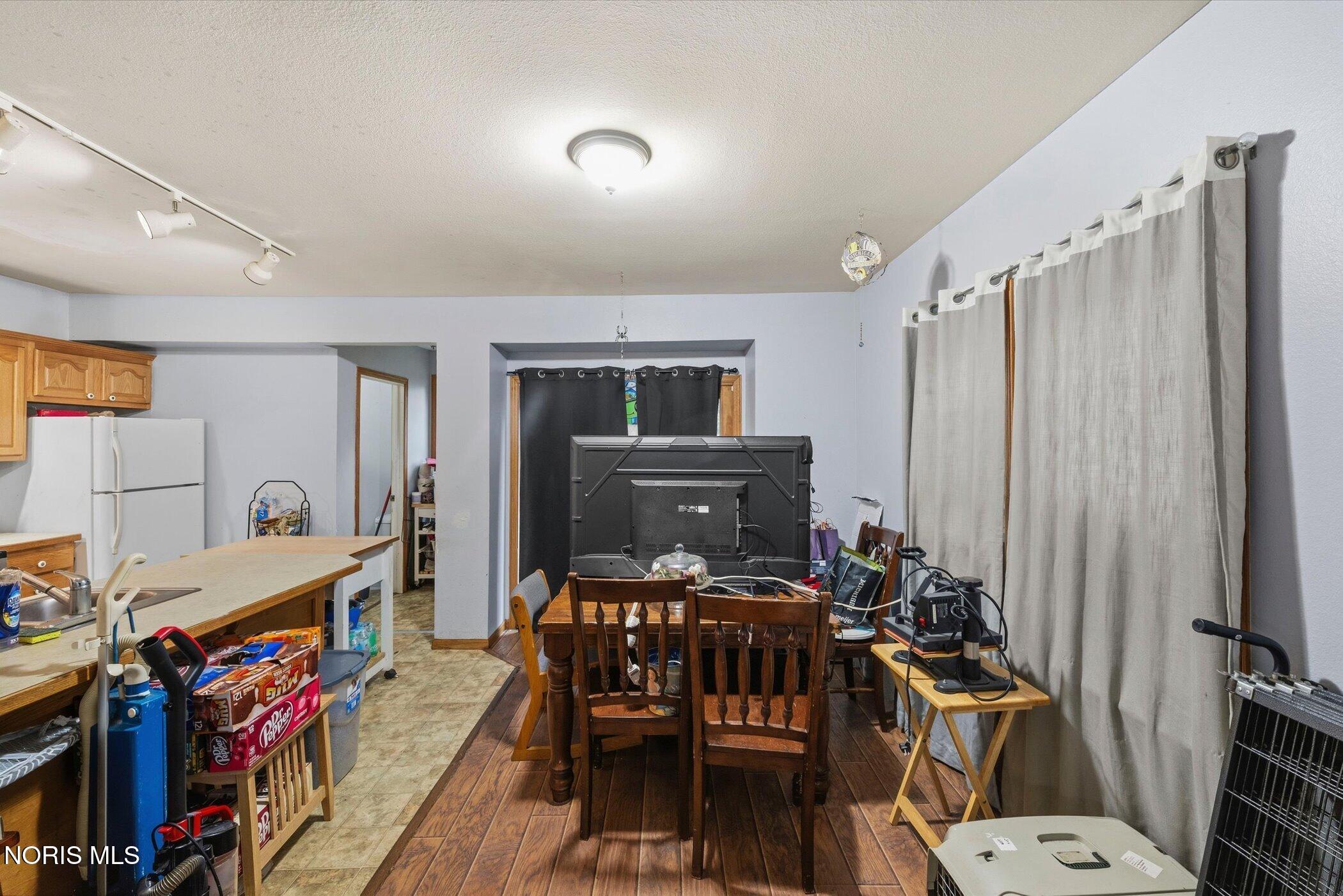 1744 Duncan Road