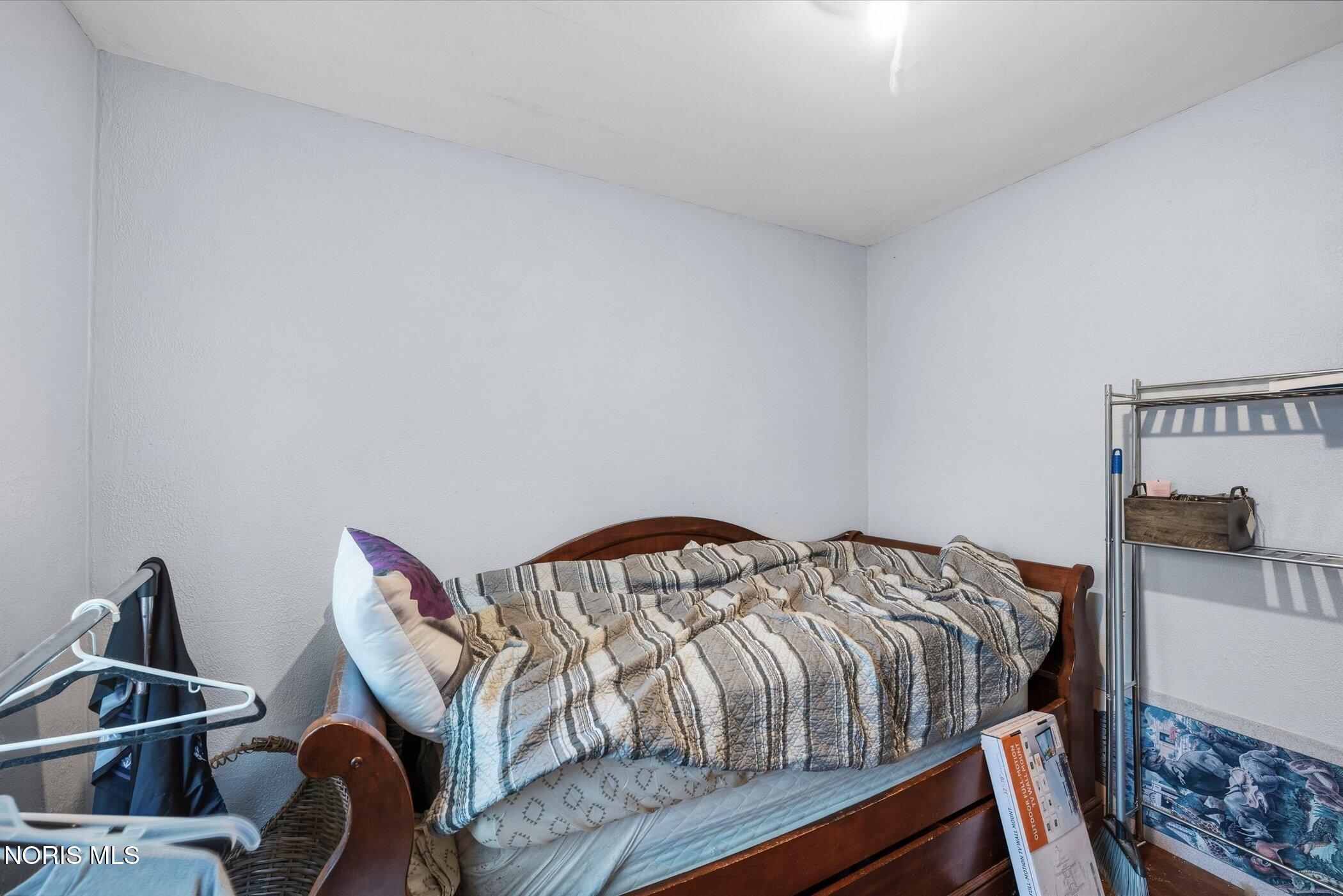 1744 Duncan Road