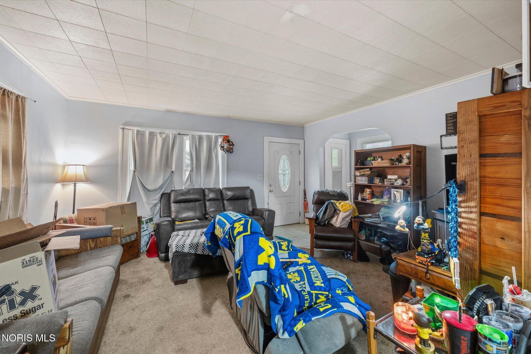 1744 Duncan Road