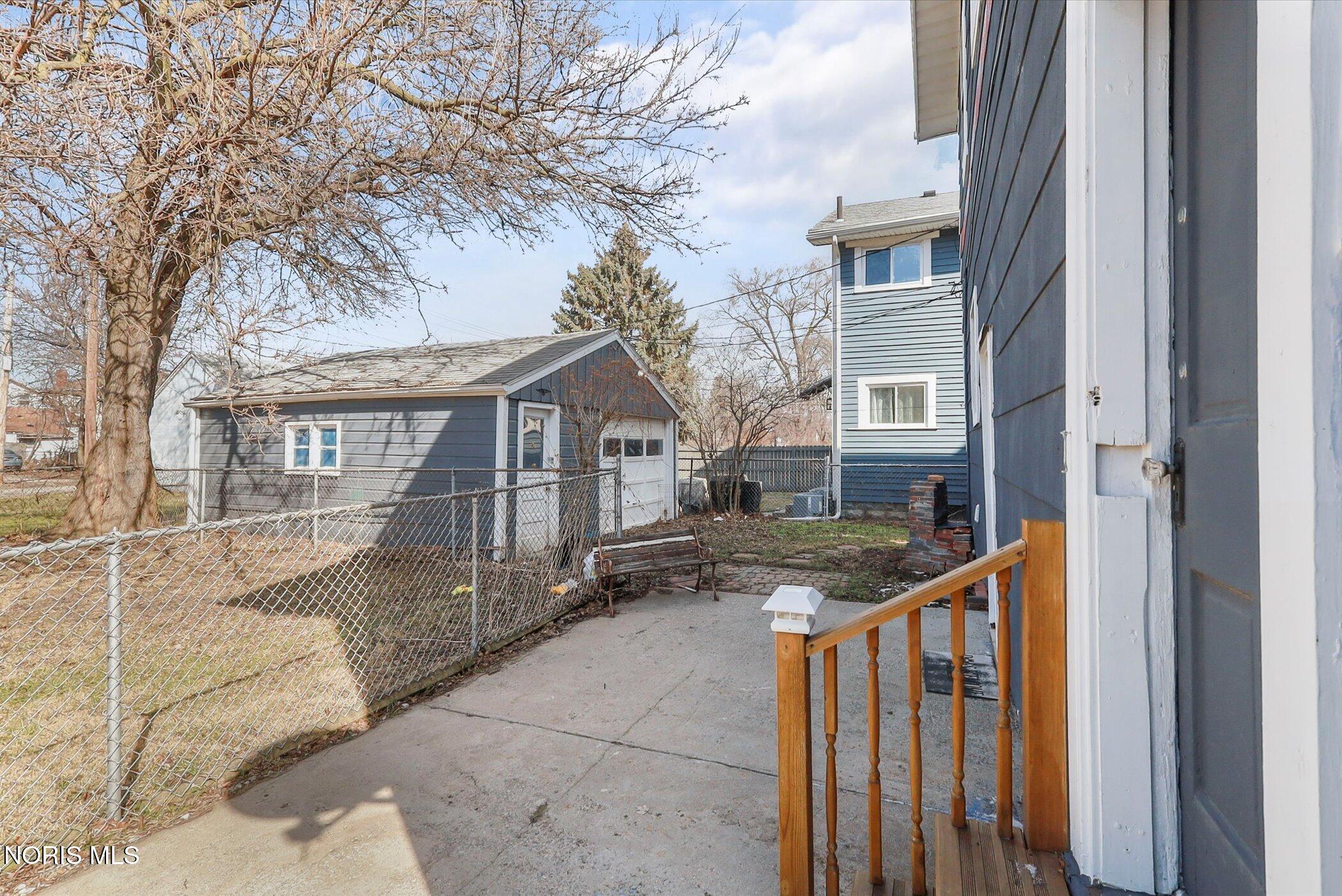 1409 N Huron Street