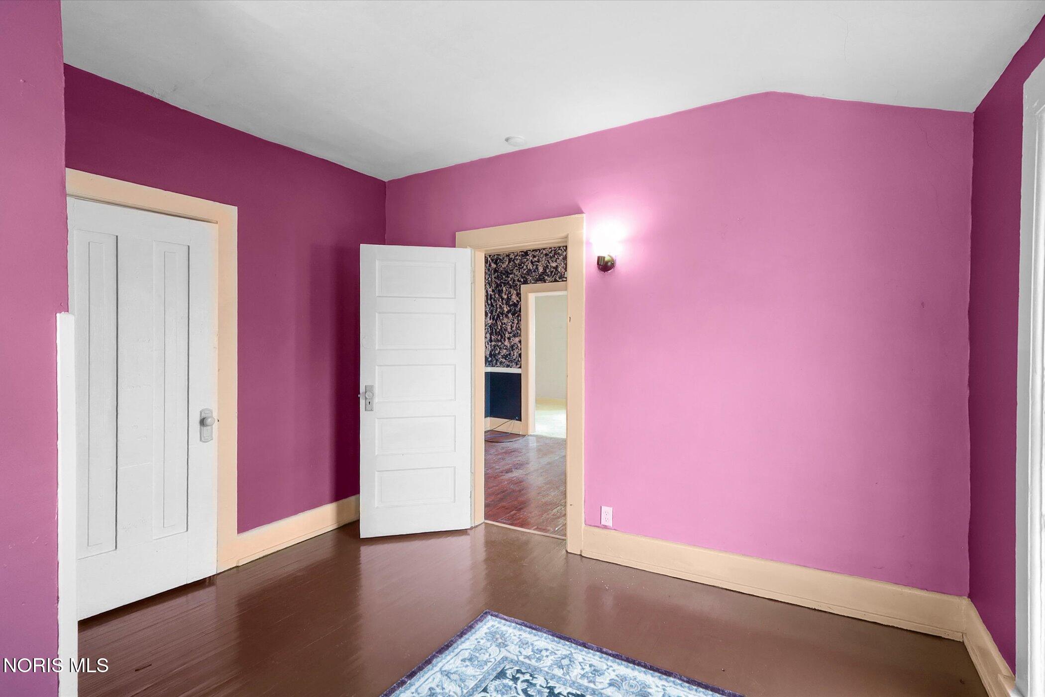 1409 N Huron Street