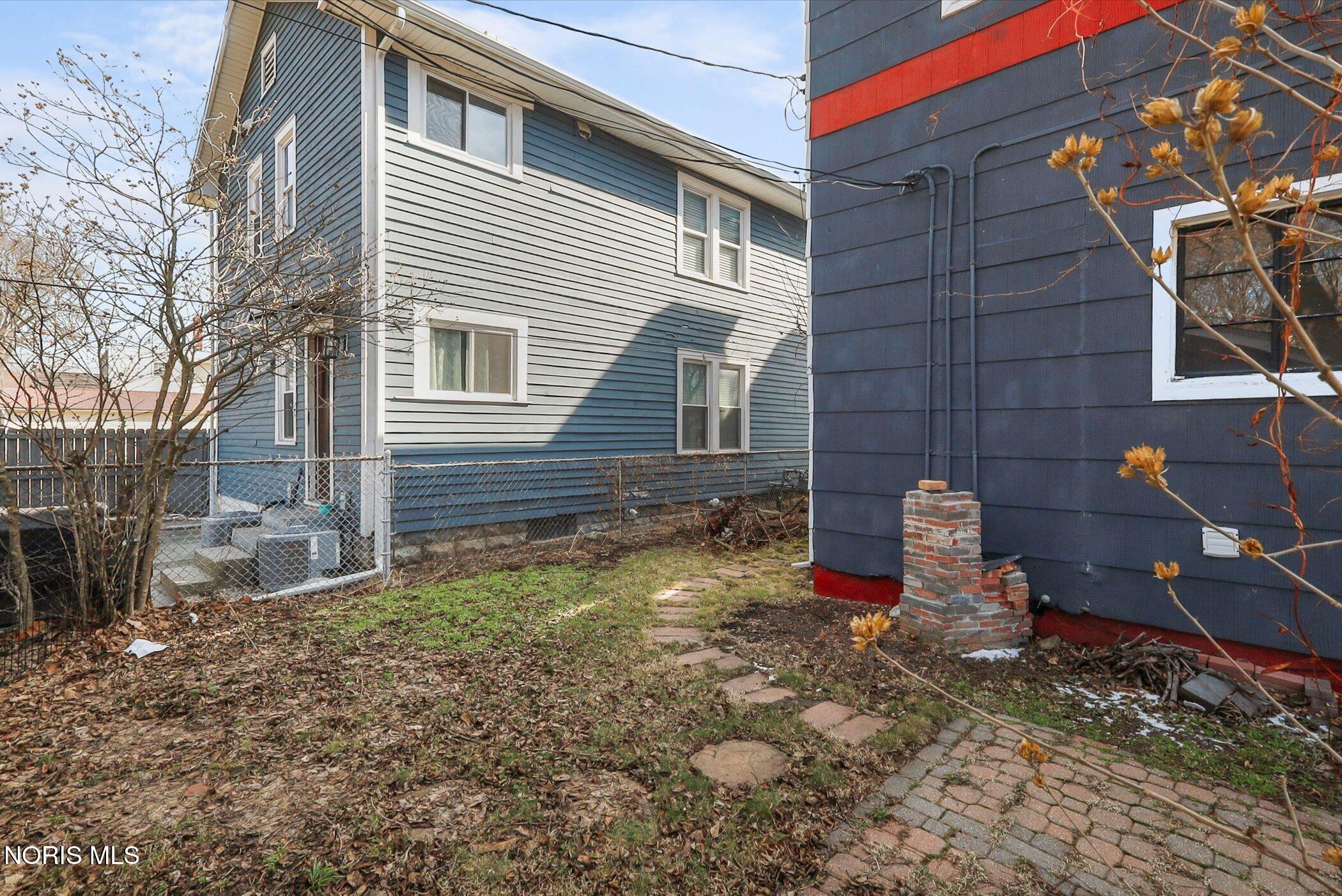 1409 N Huron Street