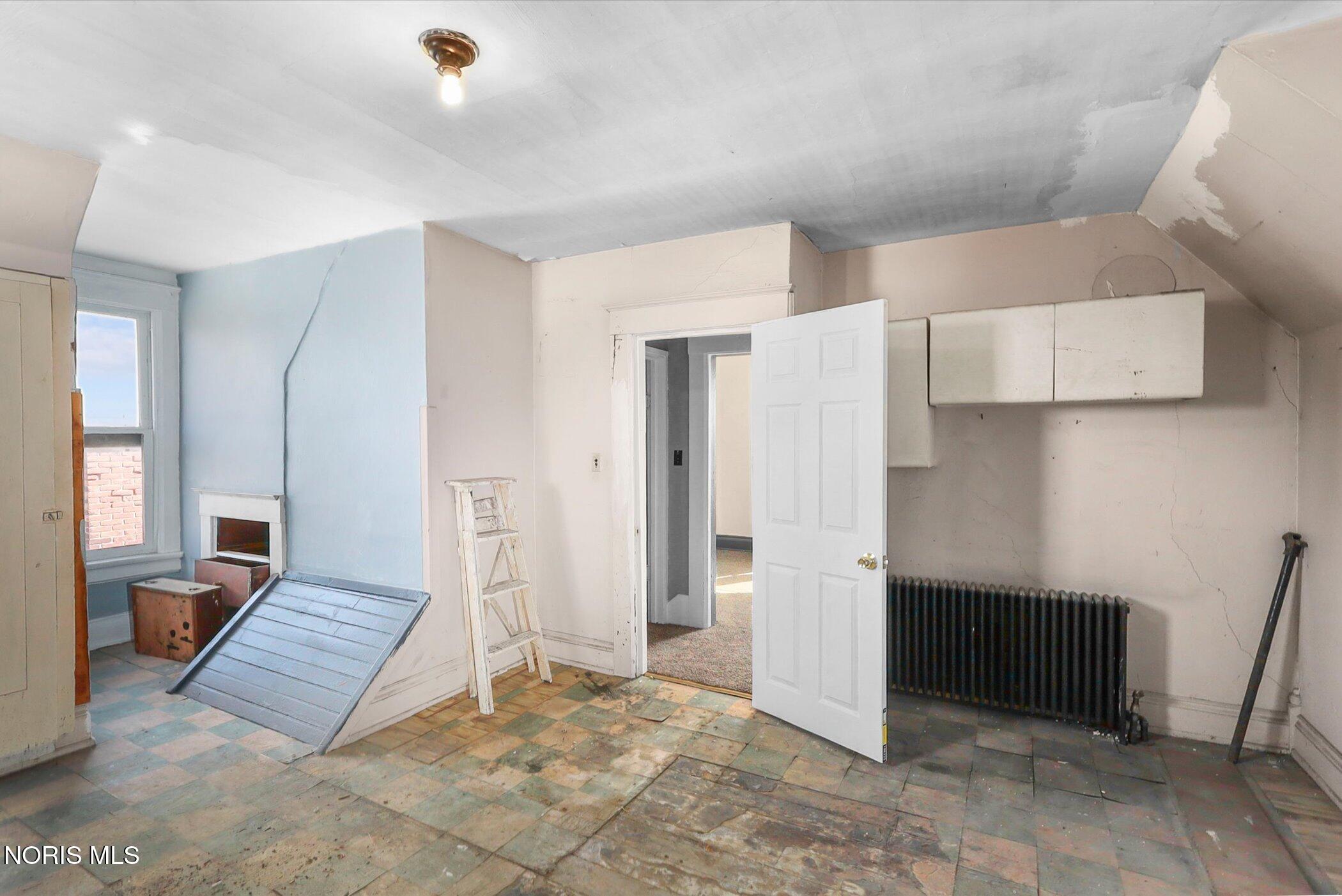 1409 N Huron Street
