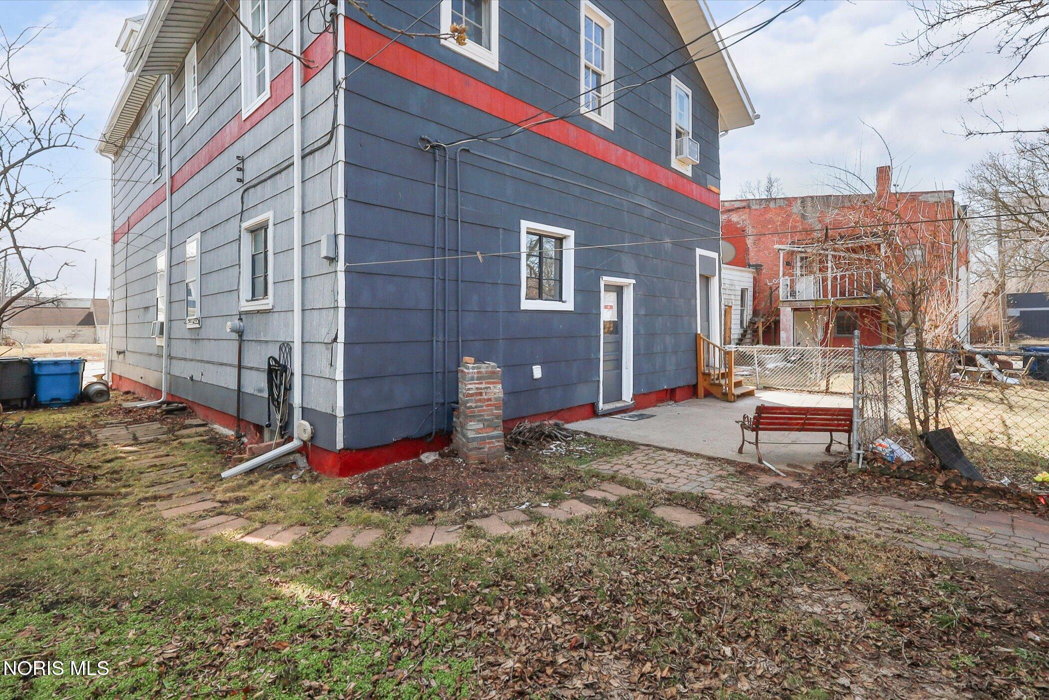 1409 N Huron Street