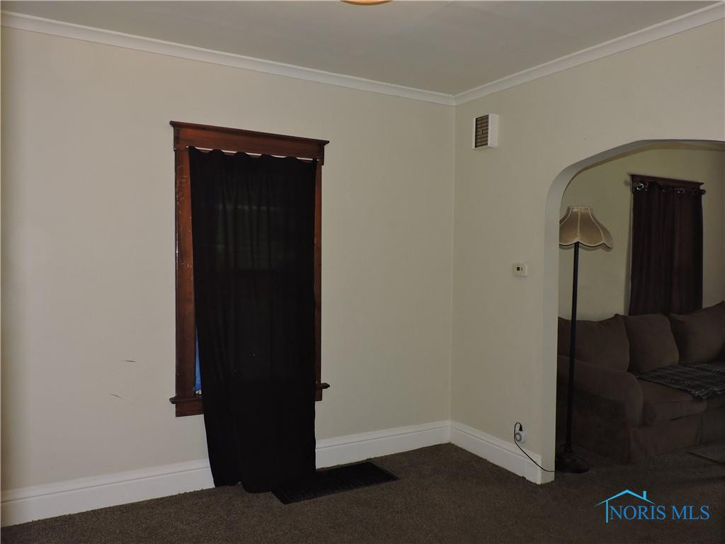 525 Valleywood Drive