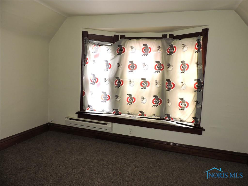525 Valleywood Drive