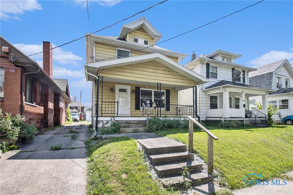 233 Valleywood Drive