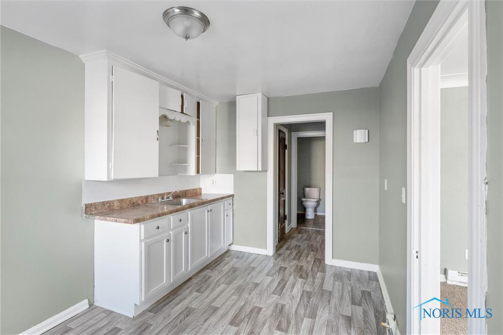 1752 Arlington Avenue