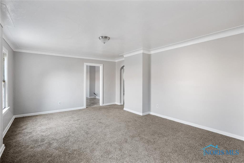 1752 Arlington Avenue