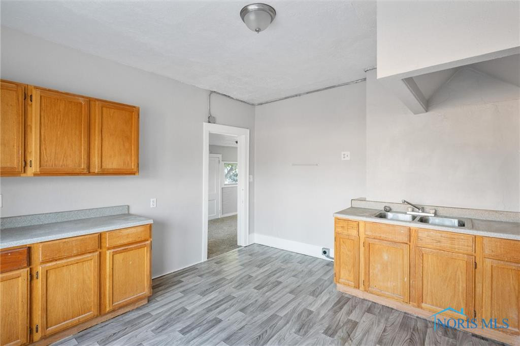 1752 Arlington Avenue