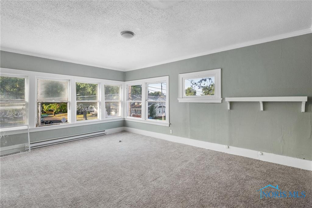 1752 Arlington Avenue