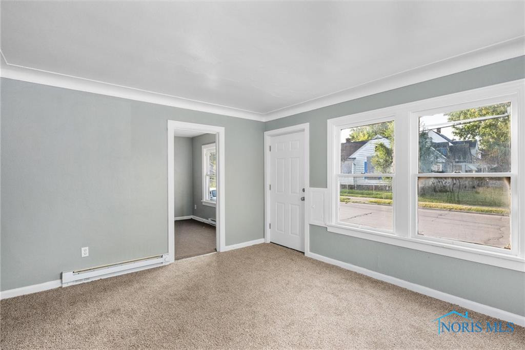 1752 Arlington Avenue