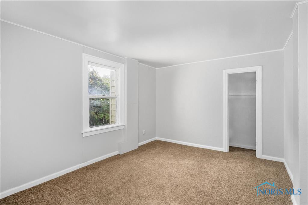 1752 Arlington Avenue