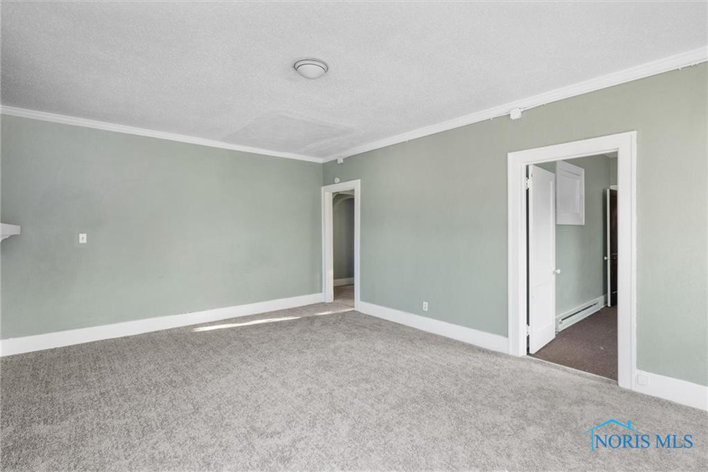 1752 Arlington Avenue