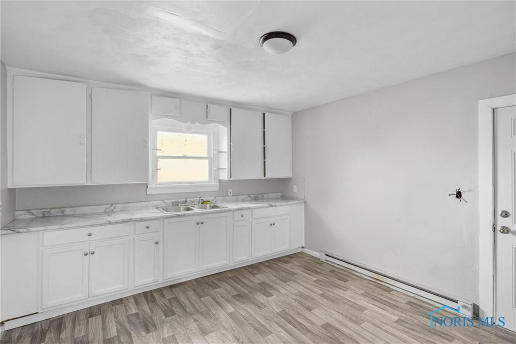 1752 Arlington Avenue