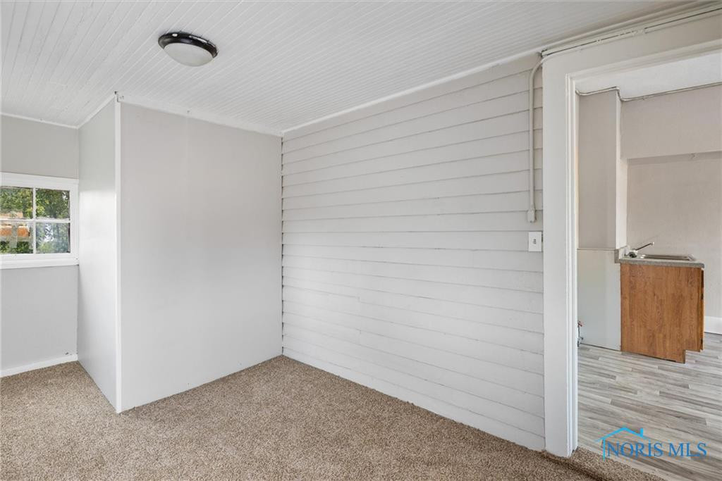 1752 Arlington Avenue