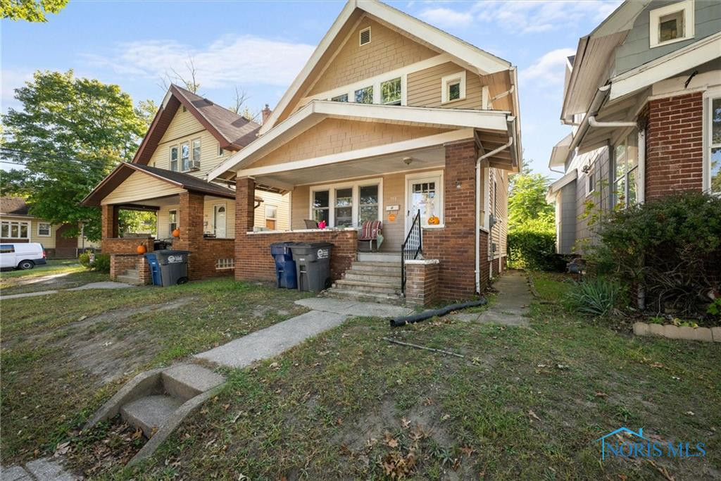 748 Geneva Avenue