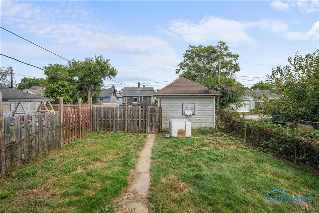 515 Walden Avenue