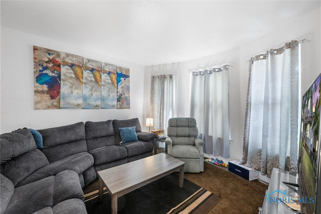 515 Walden Avenue