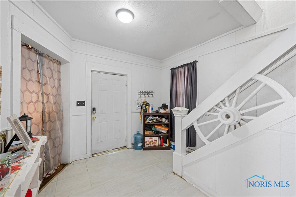 515 Walden Avenue
