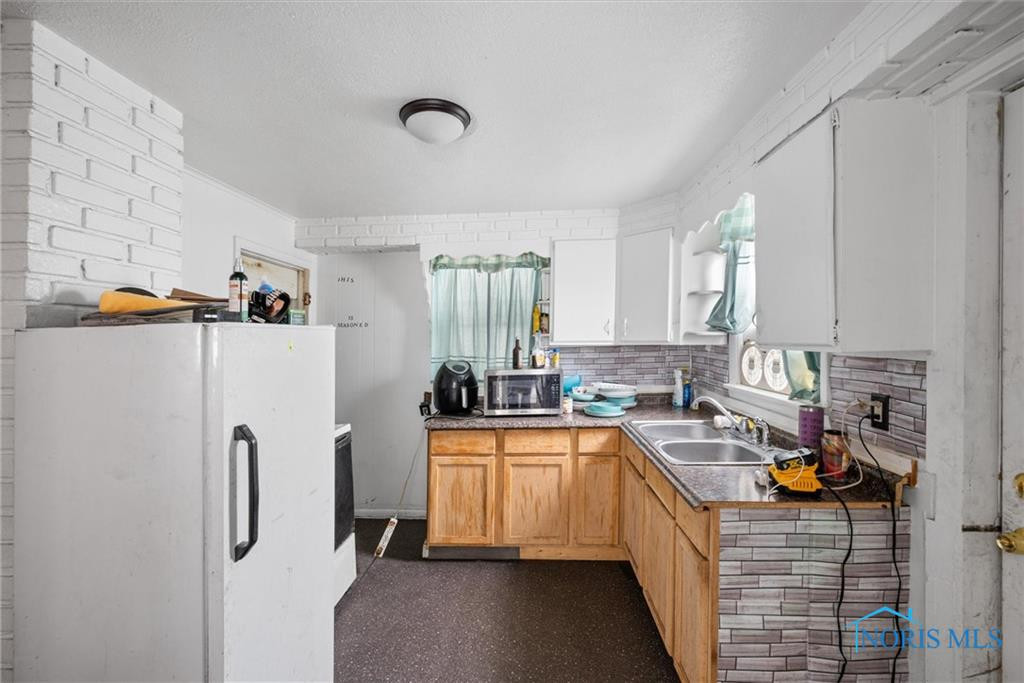 515 Walden Avenue