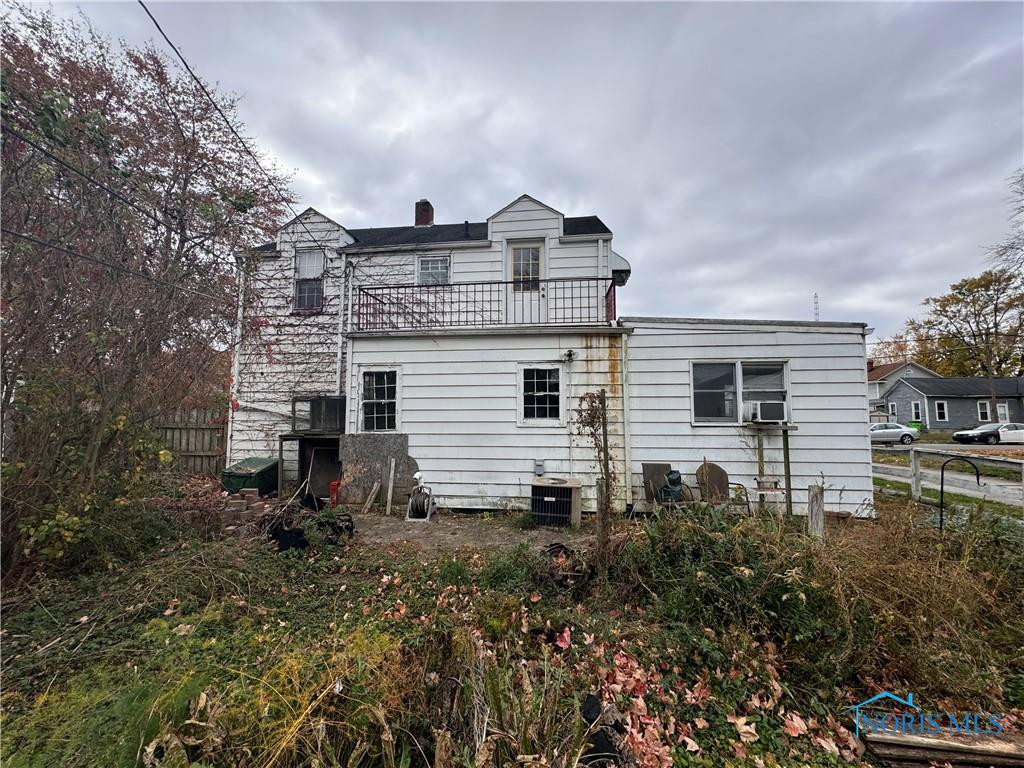 216 W Jackson Street