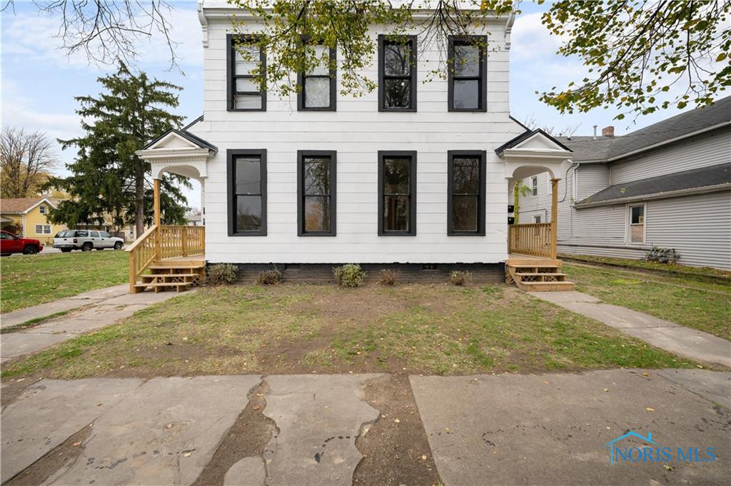 624 Bush Street