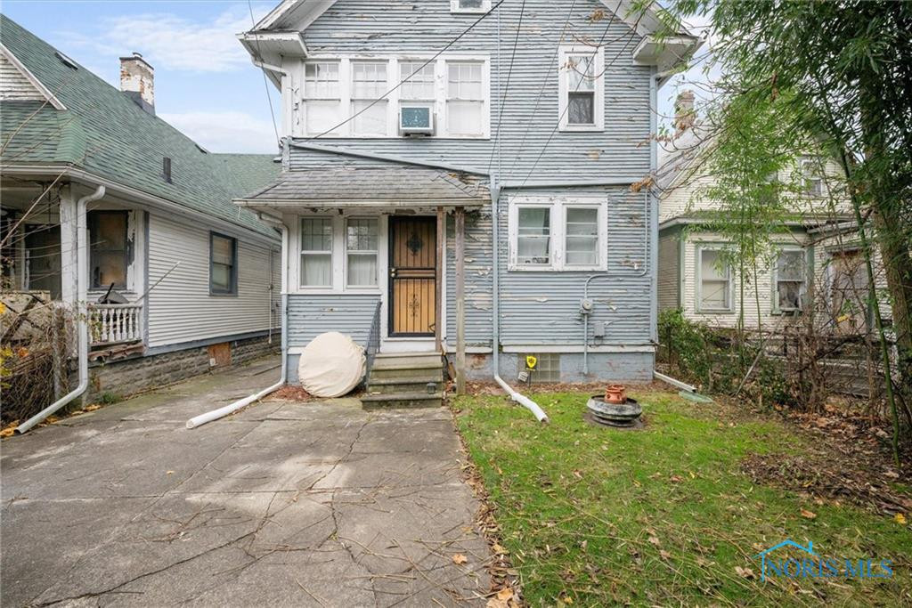 534 Acklin Avenue