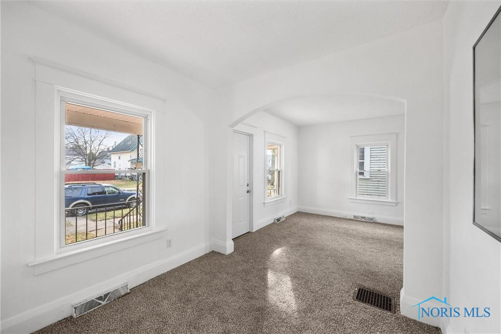 848 Geneva Avenue