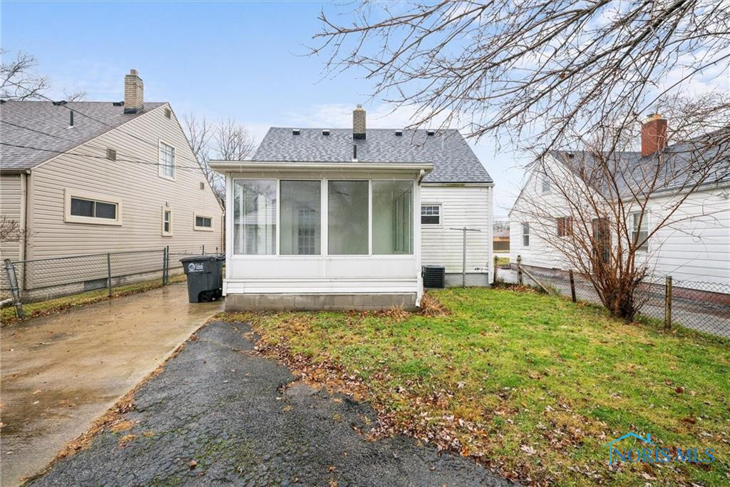 706 N Byrne Road