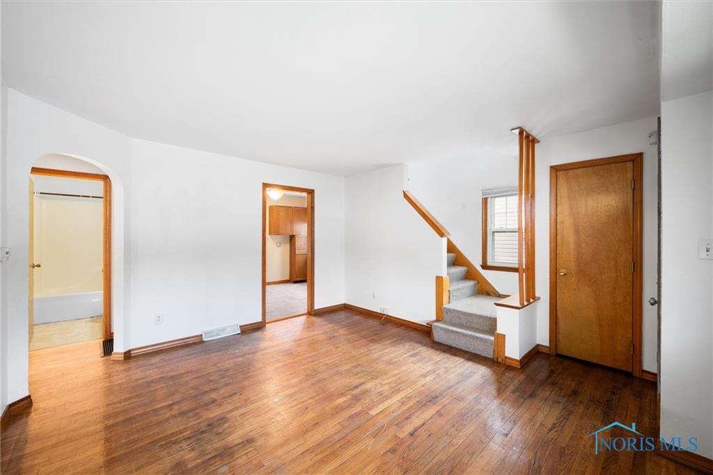 706 N Byrne Road