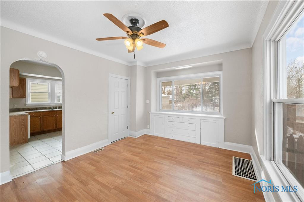 923 Alvison Road