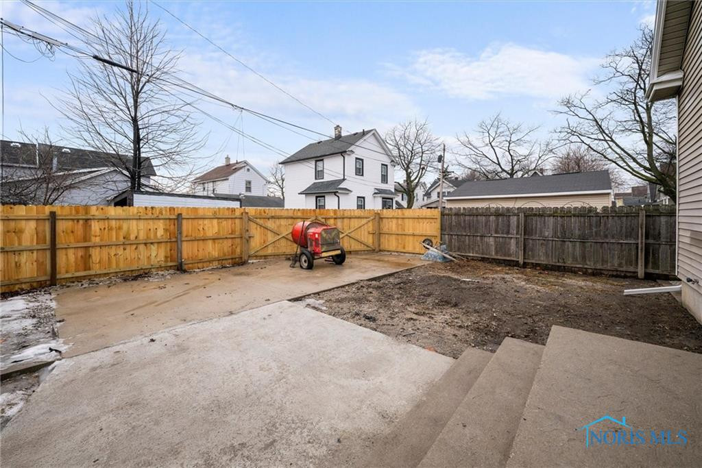 706 Yondota Street