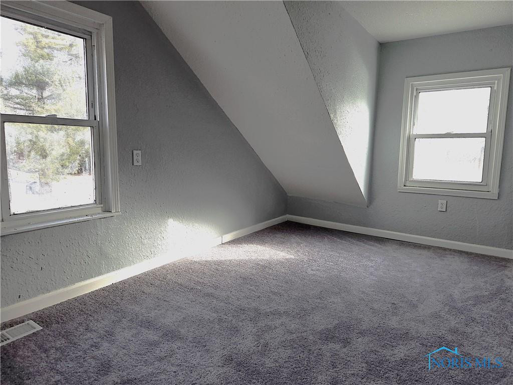 809 Saturn Drive