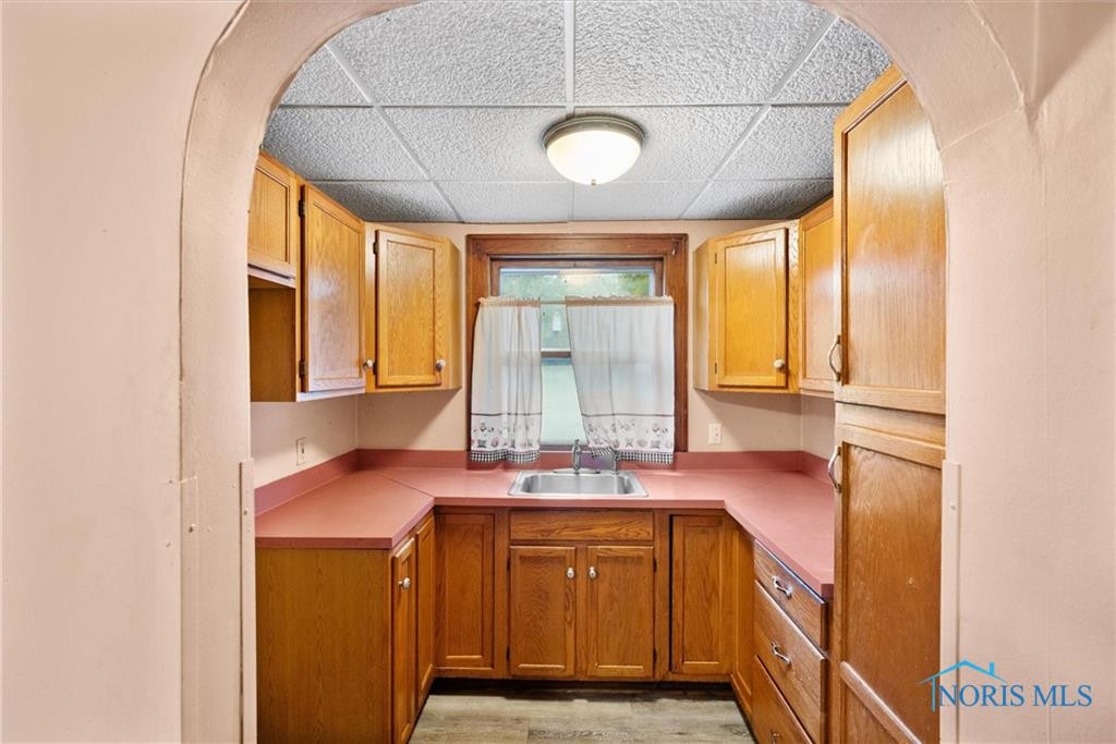 3523 Elm Street