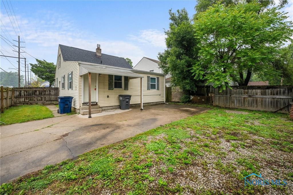 902 Coventry Avenue
