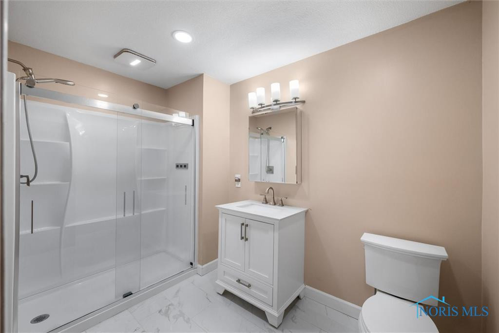 1927 Greenwood Avenue