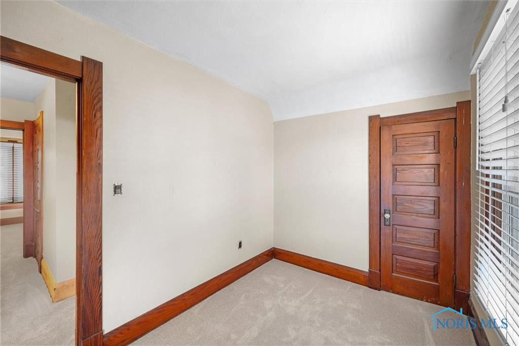 1927 Greenwood Avenue