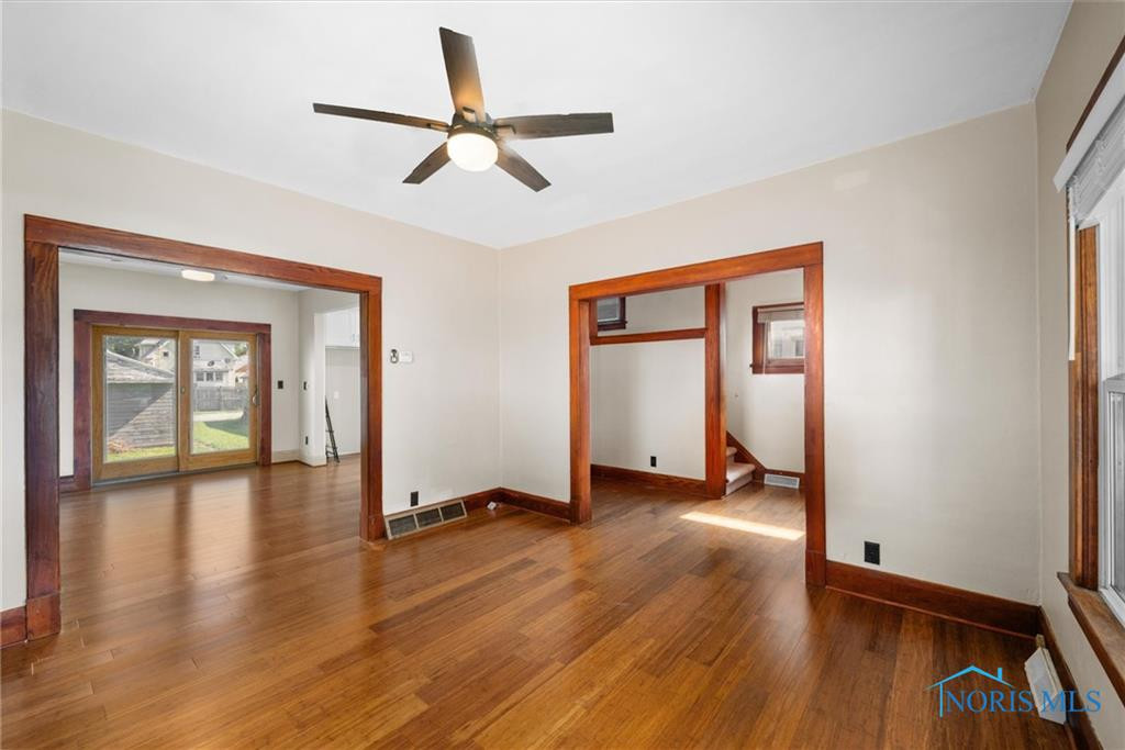 1927 Greenwood Avenue