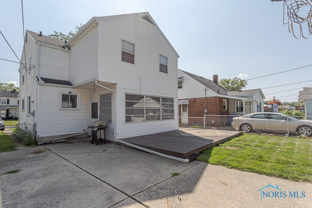 5061 Hallgate Avenue